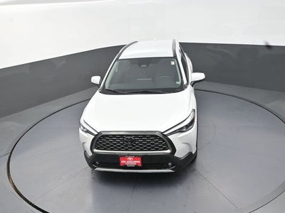 2023 Toyota Corolla Cross XLE