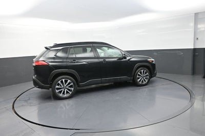 2025 Toyota Corolla Cross XLE