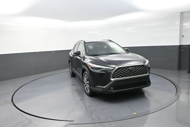 2025 Toyota Corolla Cross XLE