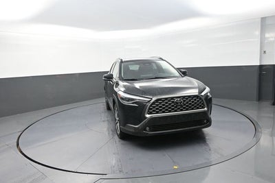 2025 Toyota Corolla Cross XLE