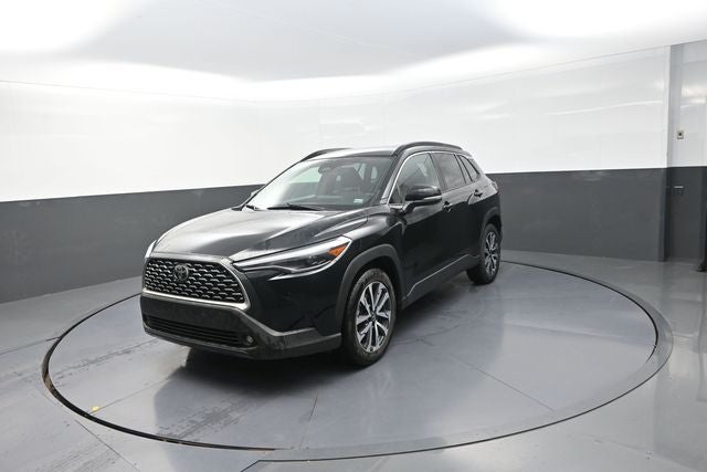 2025 Toyota Corolla Cross XLE