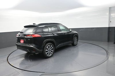 2025 Toyota Corolla Cross XLE