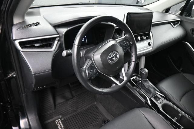 2025 Toyota Corolla Cross XLE