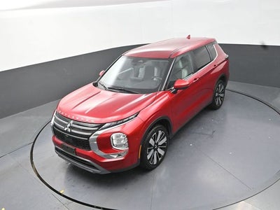 2025 Mitsubishi Outlander SE