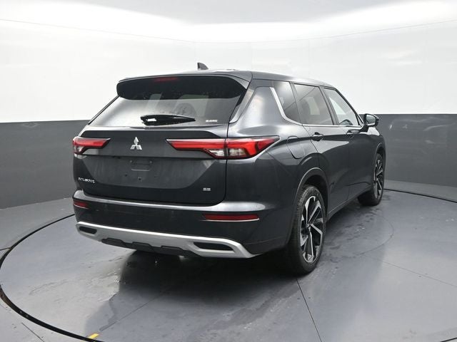 2024 Mitsubishi Outlander SE Black Edition