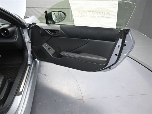 2025 Toyota GR86 Premium