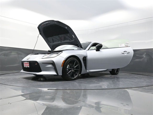 2025 Toyota GR86 Premium