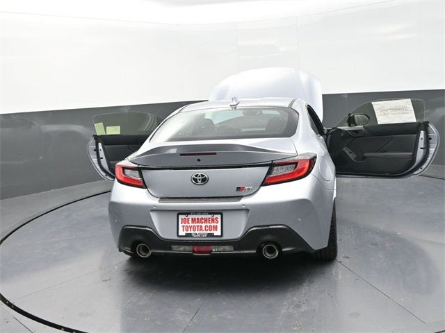 2025 Toyota GR86 Premium