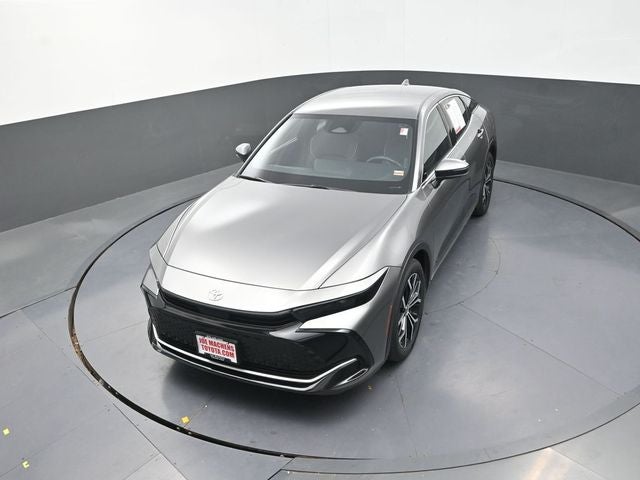2023 Toyota Crown XLE