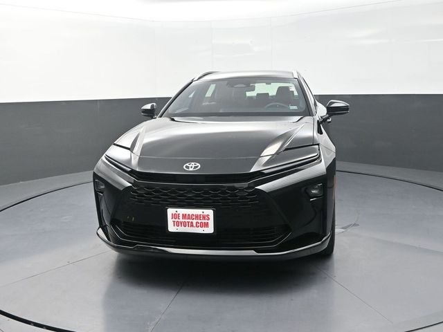 2025 Toyota Crown Signia Limited