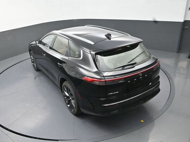 2025 Toyota Crown Signia Limited