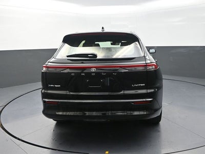 2025 Toyota Crown Signia Limited