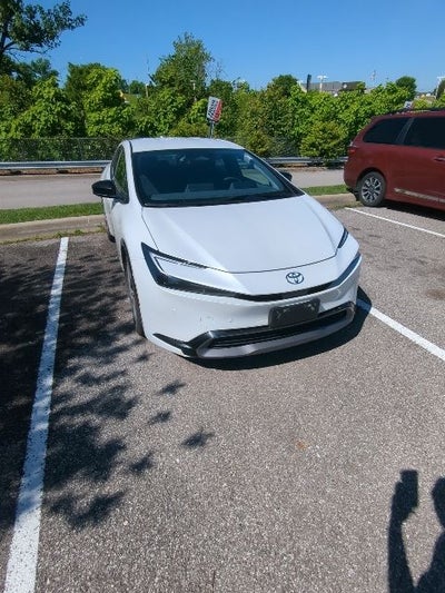 2024 Toyota Prius XLE