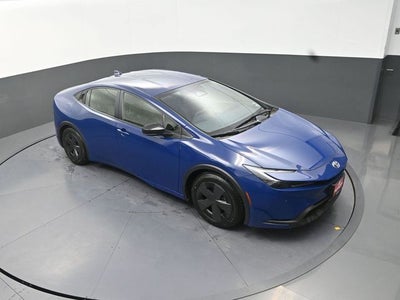 2025 Toyota Prius LE