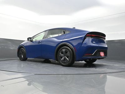 2025 Toyota Prius LE