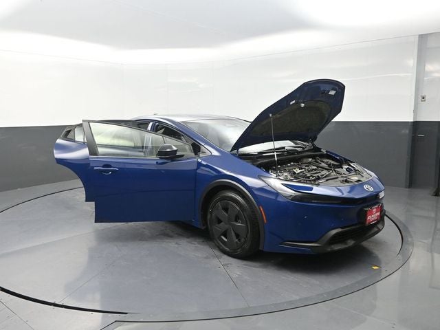 2025 Toyota Prius LE
