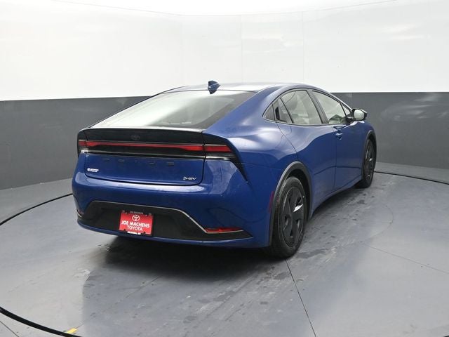 2025 Toyota Prius LE
