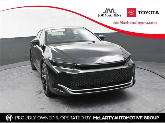 2025 Toyota Crown Platinum