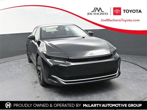 2025 Toyota Crown Platinum