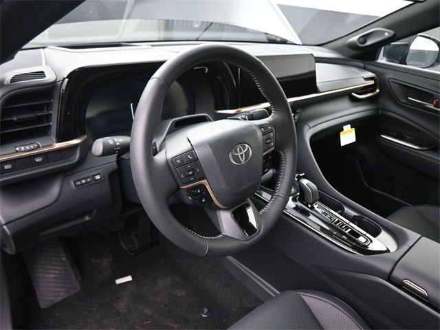 2025 Toyota Crown Platinum