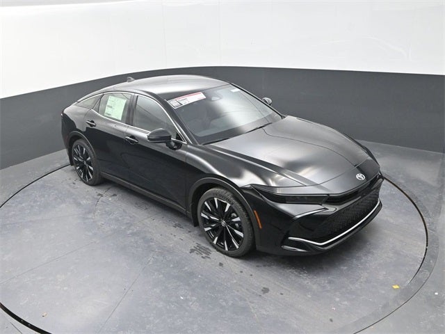 2025 Toyota Crown Platinum