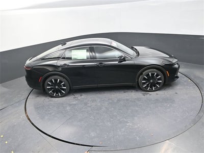 2025 Toyota Crown Platinum