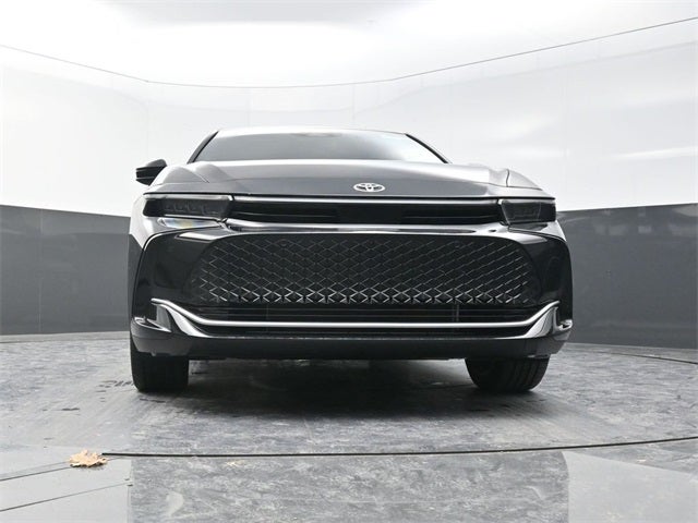 2025 Toyota Crown Platinum