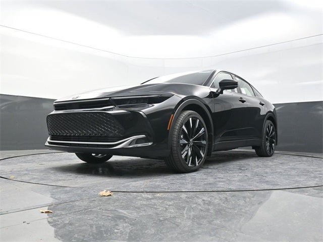 2025 Toyota Crown Platinum