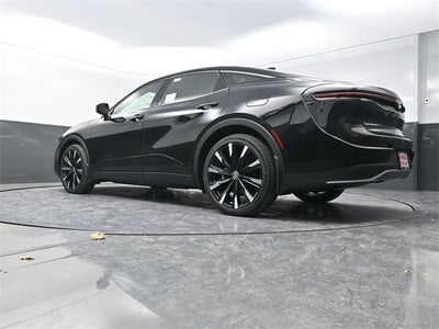 2025 Toyota Crown Platinum