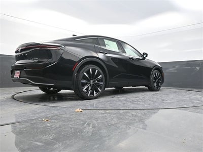 2025 Toyota Crown Platinum