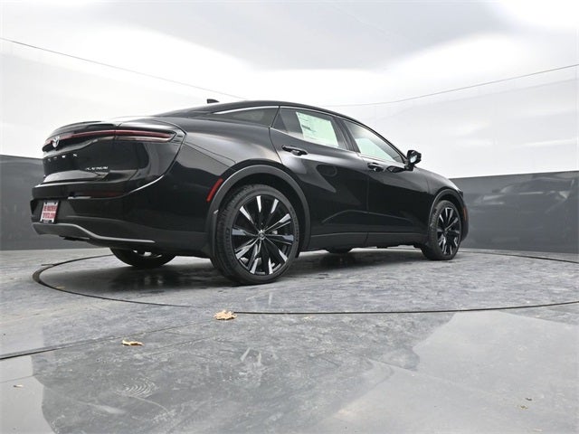 2025 Toyota Crown Platinum