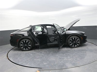 2025 Toyota Crown Platinum