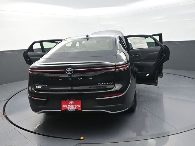 2026 Toyota Crown Platinum