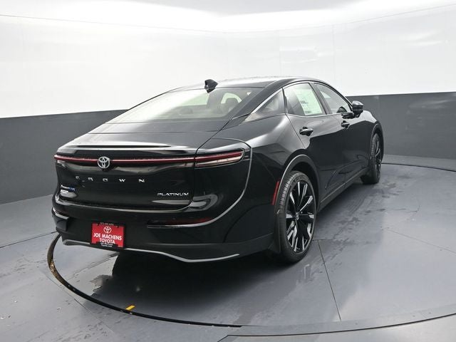 2026 Toyota Crown Platinum