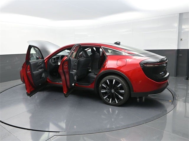 2026 Toyota Crown Platinum