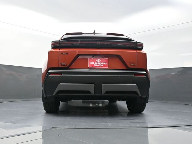 2026 Toyota C-HR XSE