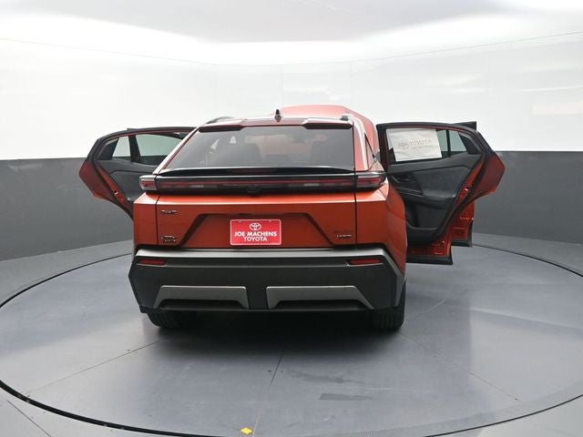 2026 Toyota C-HR XSE