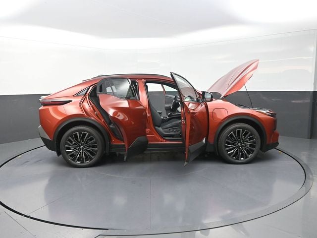 2026 Toyota C-HR XSE