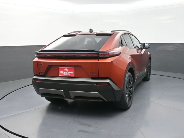 2026 Toyota C-HR XSE