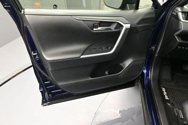 2019 Toyota RAV4 Hybrid XSE