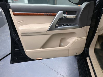 2013 Toyota Land Cruiser Base