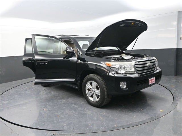2013 Toyota Land Cruiser Base