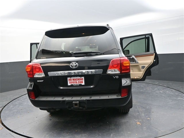 2013 Toyota Land Cruiser Base