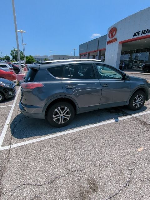 2016 Toyota RAV4 LE