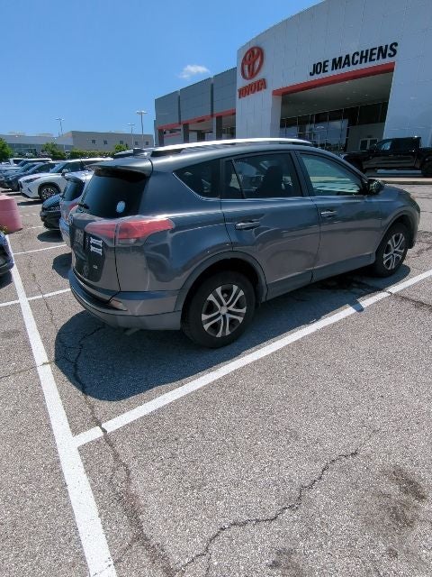 2016 Toyota RAV4 LE
