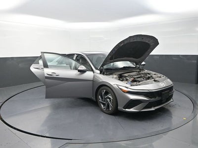 2024 Hyundai Elantra Limited
