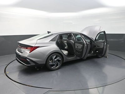 2024 Hyundai Elantra Limited