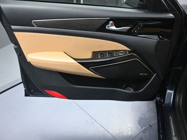 2020 Kia Cadenza Limited