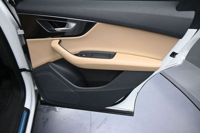 2021 Audi Q7 55 Premium quattro
