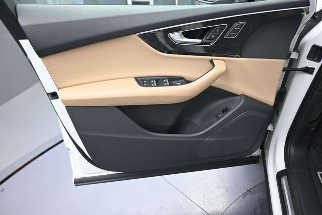 2021 Audi Q7 55 Premium quattro